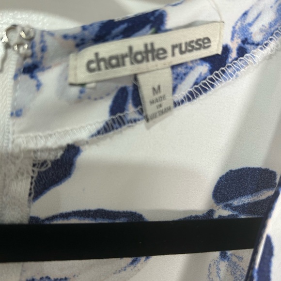 Charlotte Russe Navy and White Floral Long Sleeve romper - Picture 4 of 4